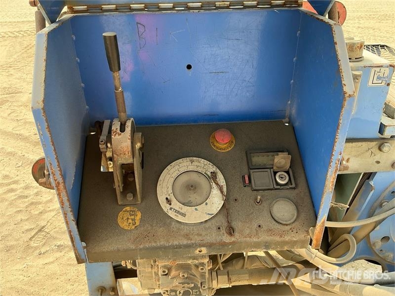 Tesmec AMC 402 1000 Kg Portable Hydraulic Winch معدات البناء - غير ذلك
