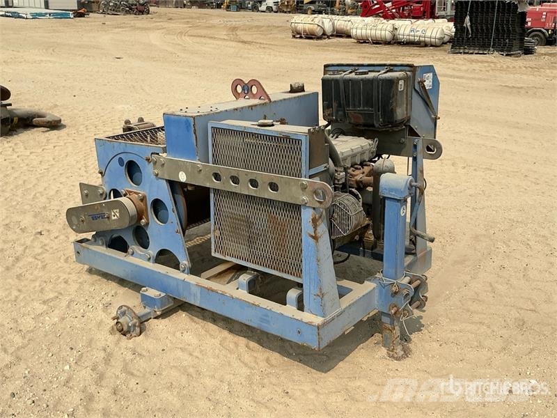 Tesmec AMC 402 1000 Kg Portable Hydraulic Winch معدات البناء - غير ذلك