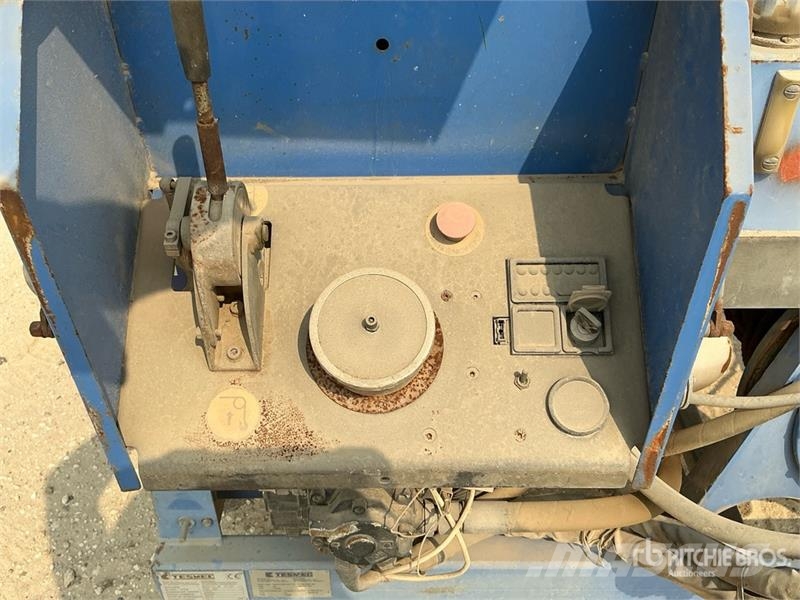 Tesmec AMC 402 1000 Kg Portable Hydraulic Winch معدات البناء - غير ذلك