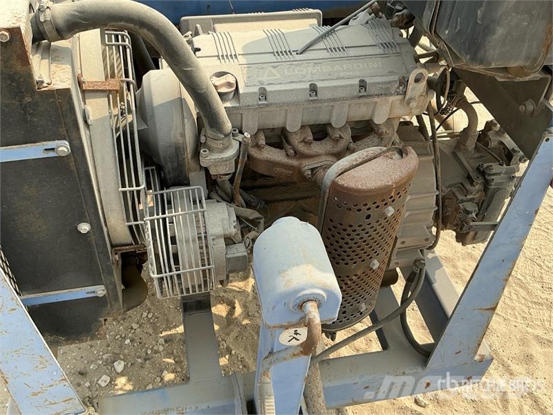 Tesmec AMC 402 1000 Kg Portable Hydraulic Winch معدات البناء - غير ذلك