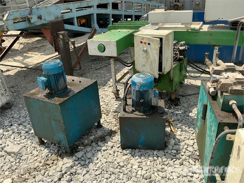  Textile Bailing Press Unit w/ Accessories معدات البناء - غير ذلك