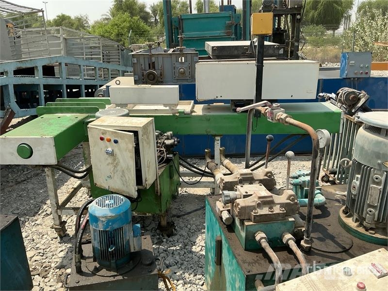  Textile Bailing Press Unit w/ Accessories معدات البناء - غير ذلك