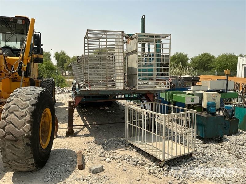  Textile Bailing Press Unit w/ Accessories معدات البناء - غير ذلك