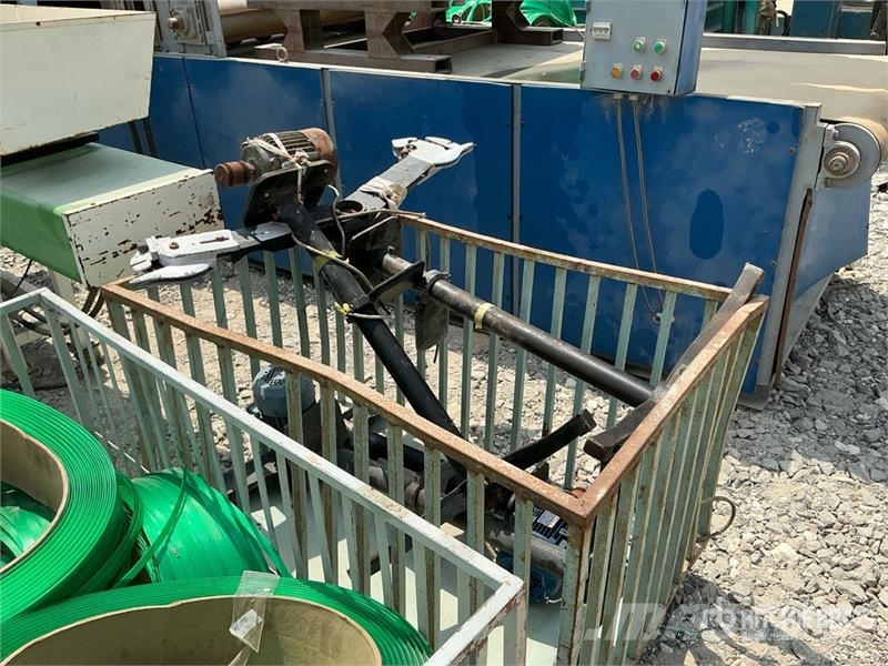  Textile Bailing Press Unit w/ Accessories معدات البناء - غير ذلك