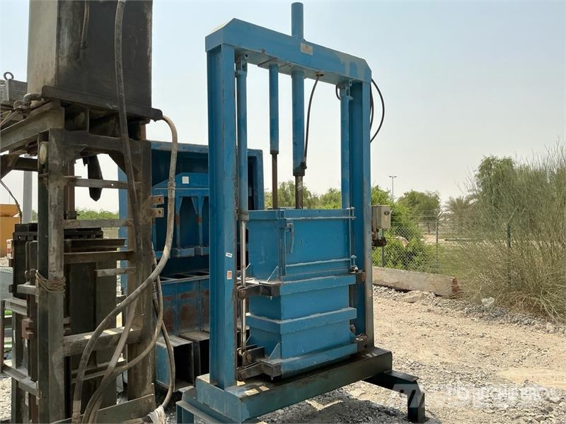  Textile Bailing Press Unit w/ Accessories معدات البناء - غير ذلك