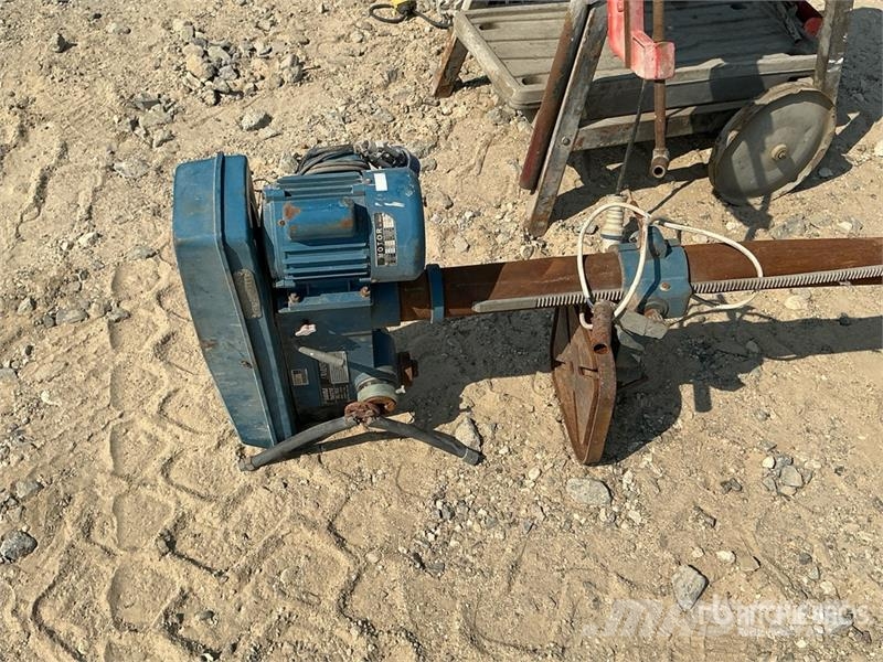 Threading Machine w/ Radial Arm Drill مكونات أخرى