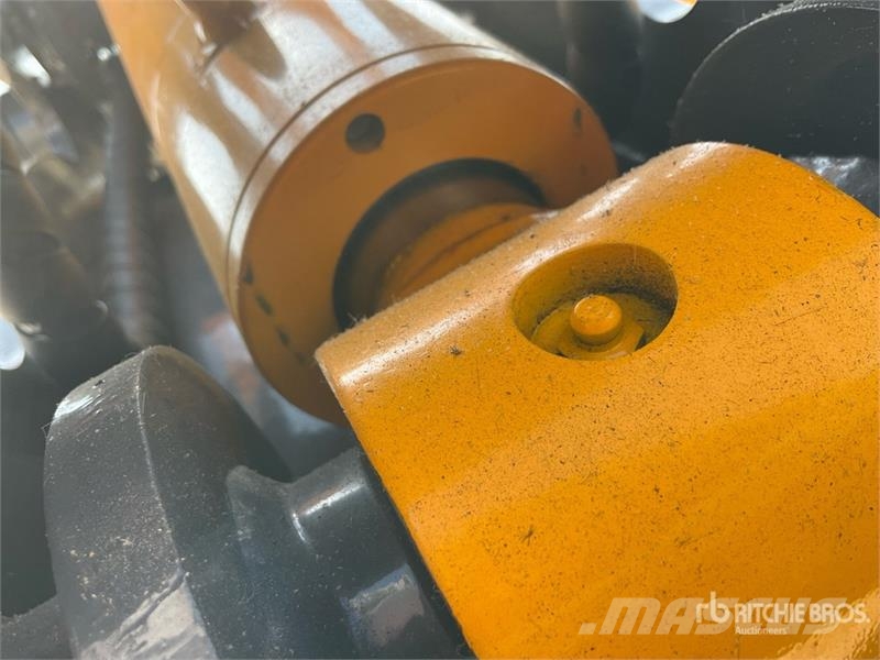 TOFT 04G Rotating Excavator Grapple - Fits 4 - 8 t خطاطيف