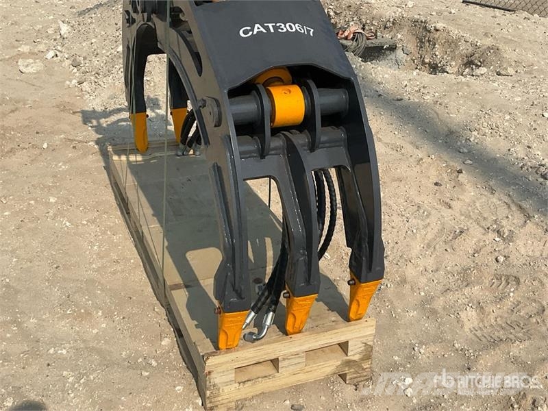  TOFT 04G Rotating Excavator Grapple - Fits 4 - 8 t خطاطيف