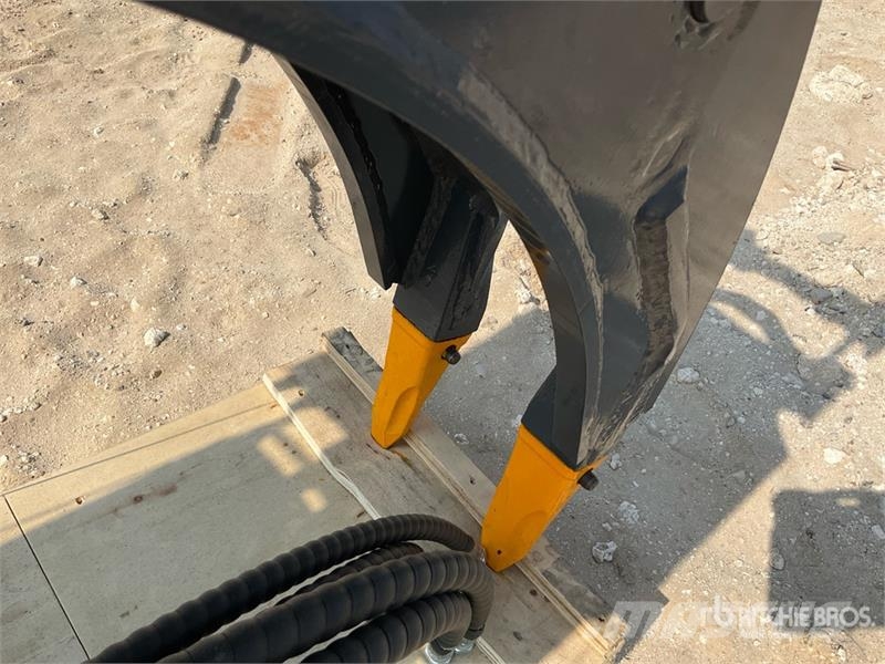  TOFT 04G Rotating Excavator Grapple - Fits 4 - 8 t خطاطيف