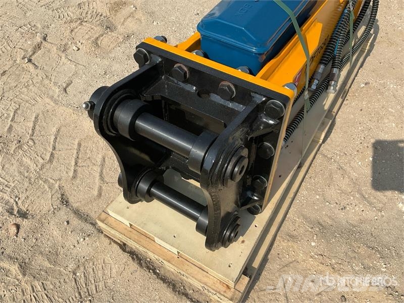  TOFT 680 Hydraulic Breaker - Fits 5 - 7 ton excava مطارق / كسارات