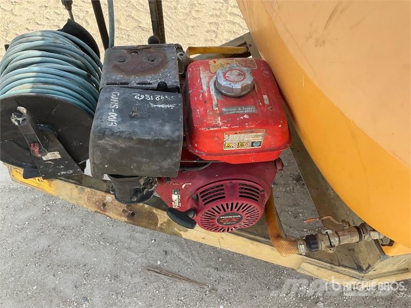 Tow Behind Pressure Washer Máquinas ligeiras de lavagem a pressão