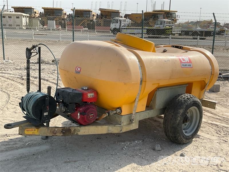 Tow Behind Pressure Washer Máquinas ligeiras de lavagem a pressão