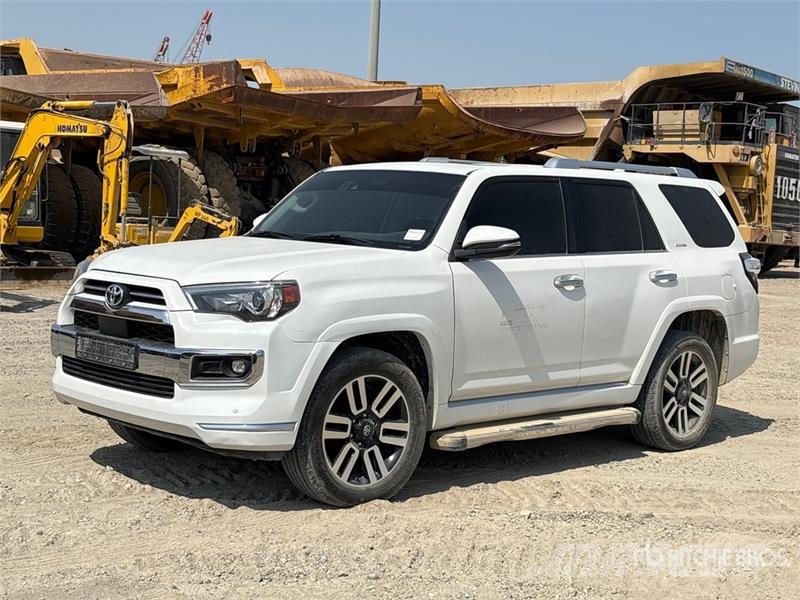 Toyota 4 Runner 4x4 SUV Auto