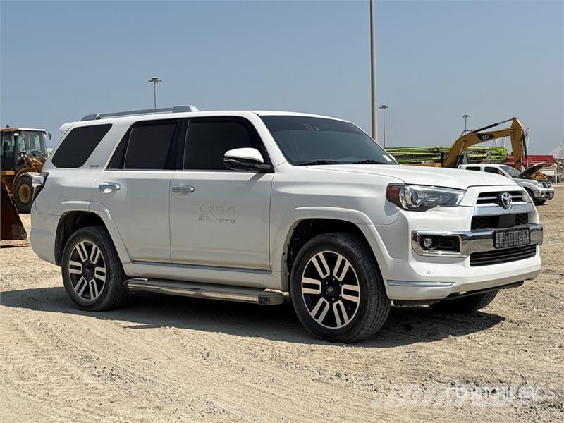 Toyota 4 Runner 4x4 SUV Auto