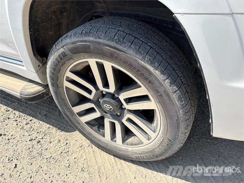 Toyota 4 Runner SR5 Sõiduautod