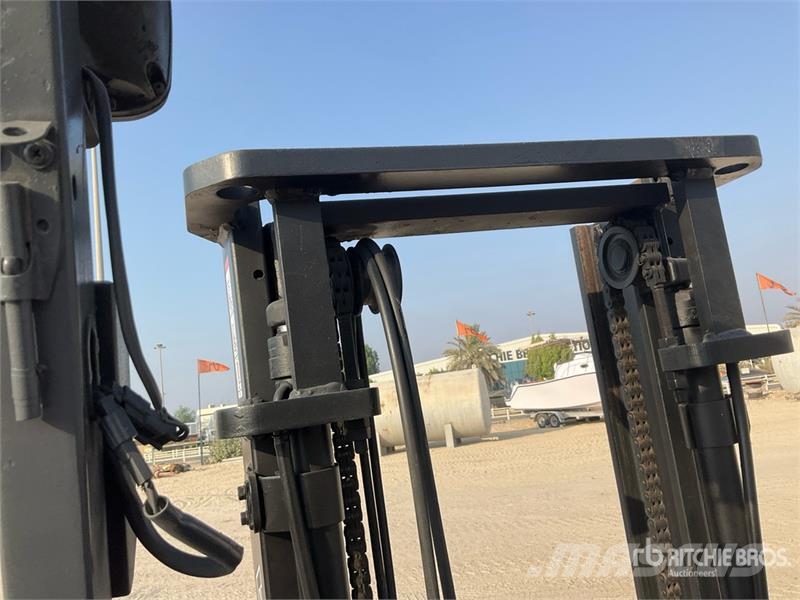 Toyota 42-6FG25 2.5 ton Forklift Другие складские механизмы