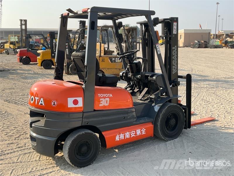 Toyota 42-6FG25 2.5 ton Forklift Другие складские механизмы