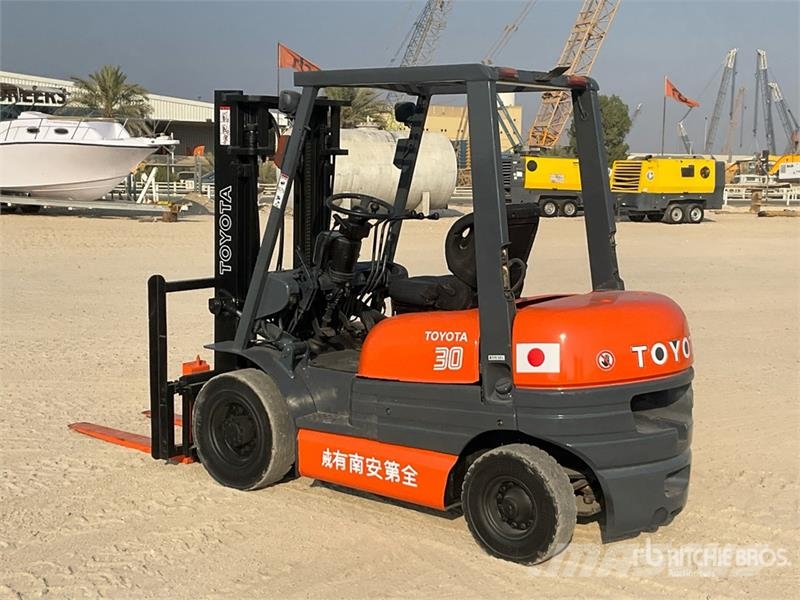 Toyota 42-6FG25 2.5 ton Forklift Другие складские механизмы