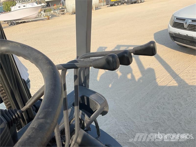 Toyota 42-6FG25 2.5 ton Forklift Другие складские механизмы