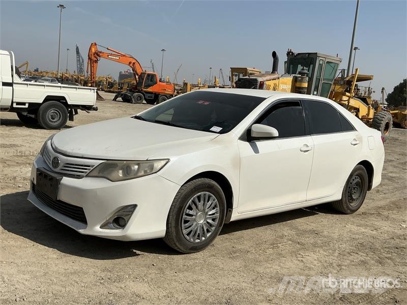 Toyota Camry Automobile سيارات