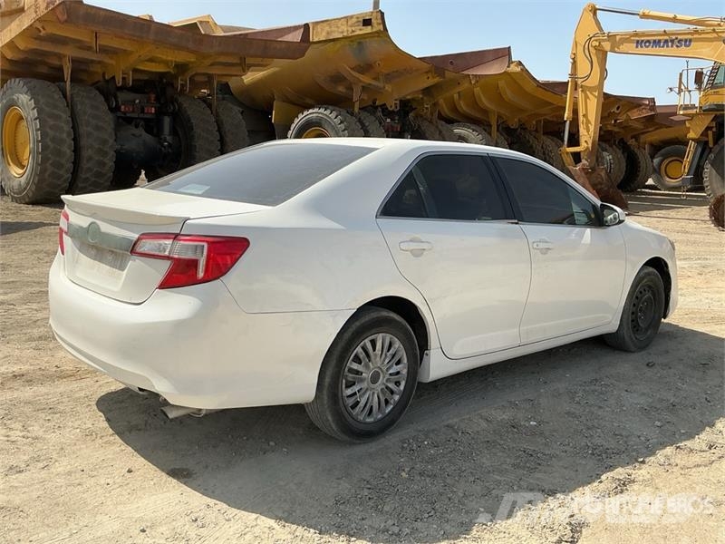 Toyota Camry Automobile سيارات