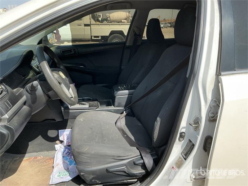 Toyota Camry Automobile سيارات
