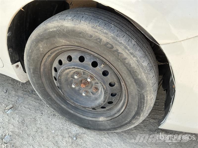 Toyota Camry Automobile سيارات