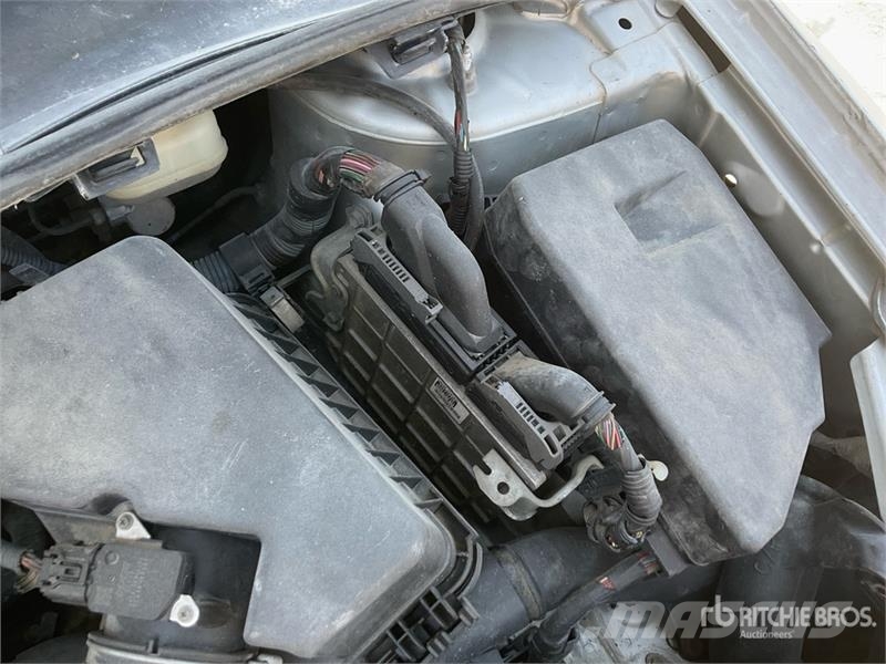 Toyota Corolla Automobile (Inoperable) Automobili