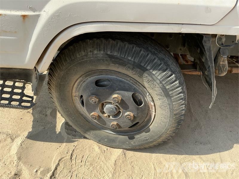 Toyota Dyna 5000 L 4x2 Water Truck (Inoperable) صهاريج مياه