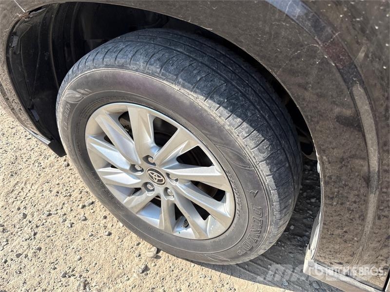 Toyota Innova Automobile Sõiduautod
