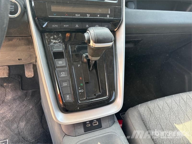 Toyota Innova Automobile Sõiduautod