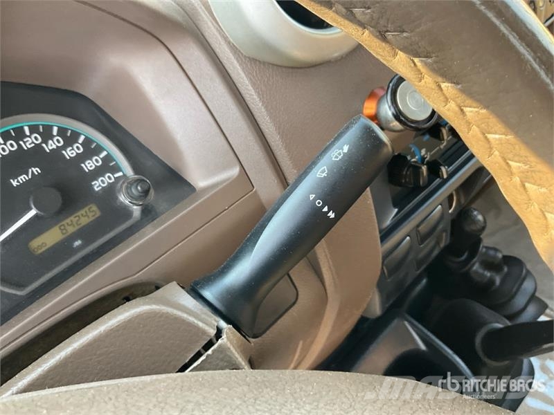 Toyota Landcruiser 79L 4x4 Crew Cab Pickup Άλλα Vans