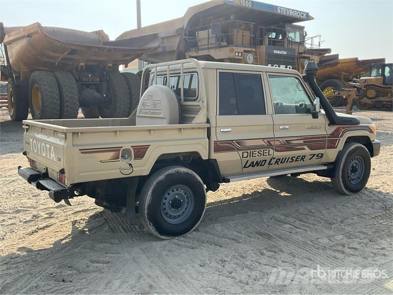 Toyota Landcruiser 79L 4x4 Crew Cab Pickup Άλλα Vans
