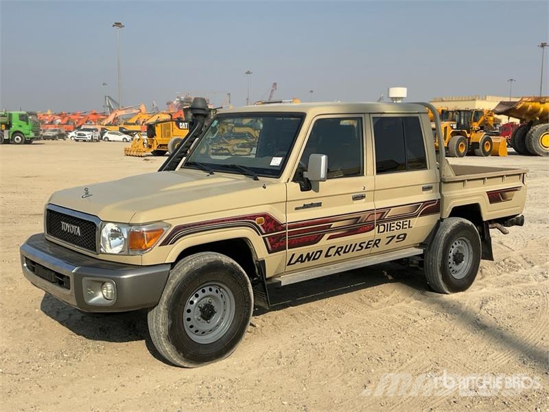 Toyota Landcruiser 79L 4x4 Crew Cab Pickup Άλλα Vans