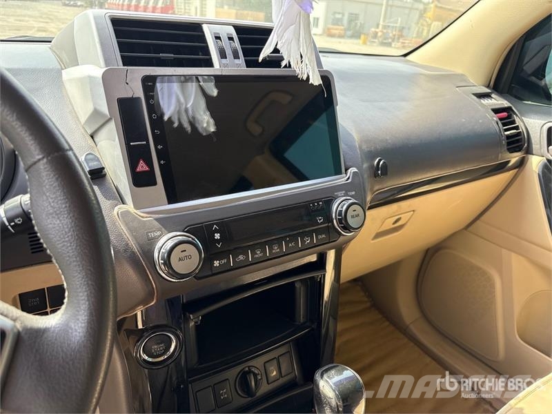 Toyota Prado GXR- 150L 4x4 SUV Coches