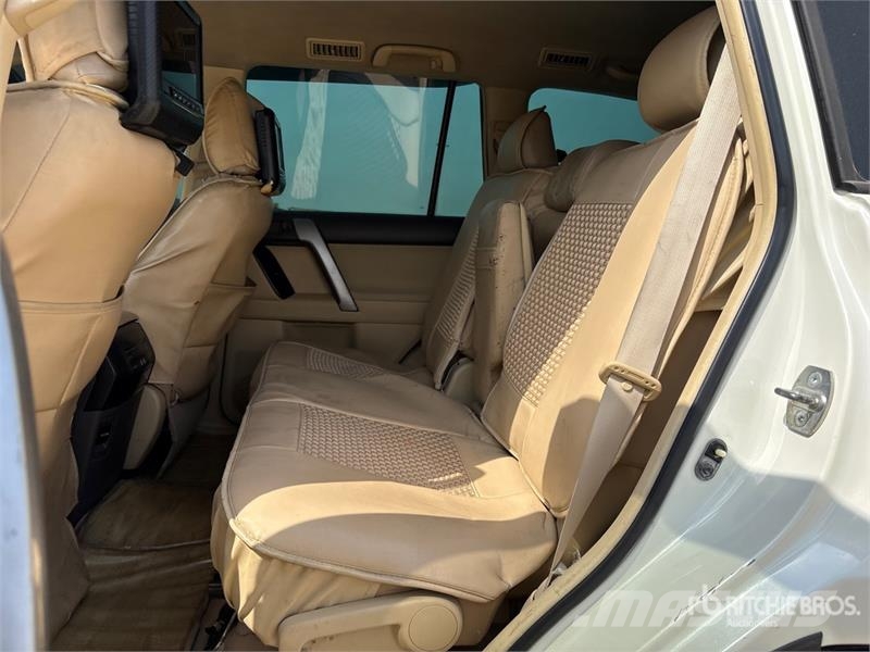 Toyota Prado GXR- 150L 4x4 SUV Coches