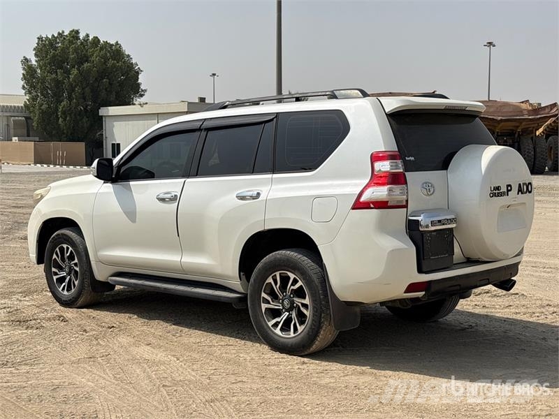Toyota Prado GXR- 150L 4x4 SUV Coches