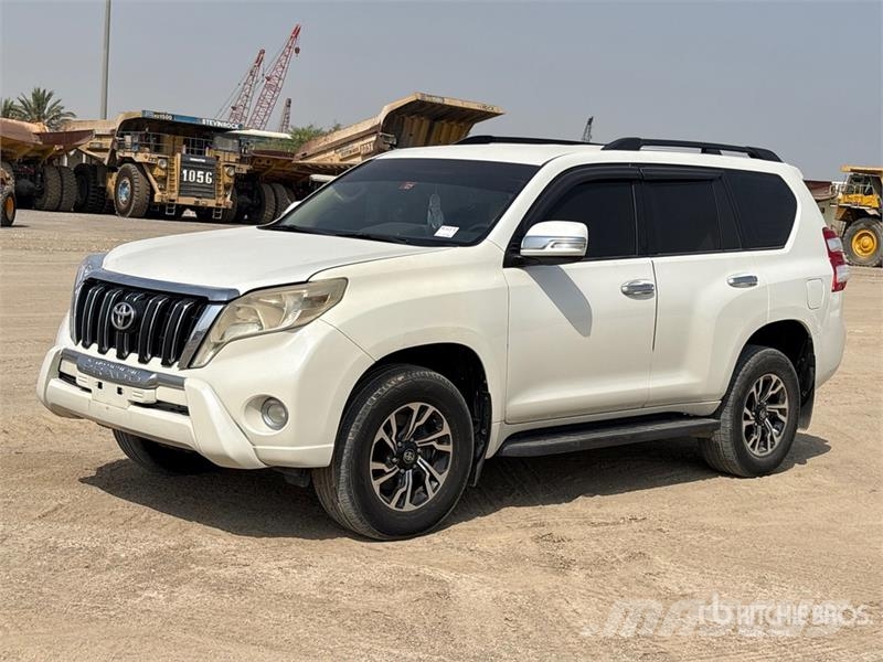 Toyota Prado GXR- 150L 4x4 SUV Coches