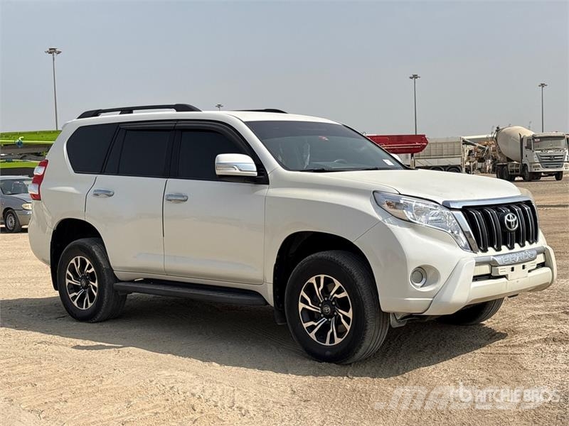 Toyota Prado GXR- 150L 4x4 SUV Coches