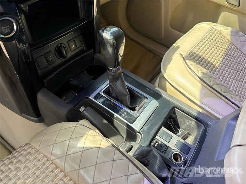 Toyota Prado GXR- 150L 4x4 SUV Coches