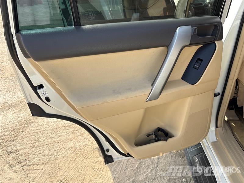 Toyota Prado GXR- 150L 4x4 SUV Coches