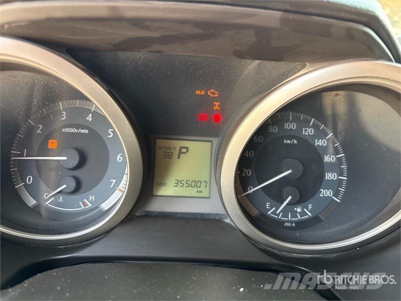 Toyota Prado TX 150L 4x4 SUV Voiture