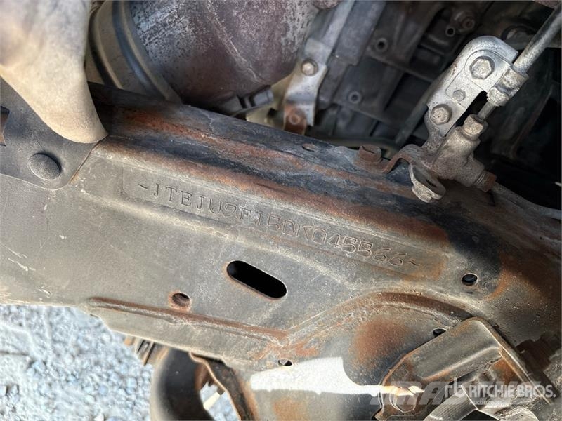Toyota Prado TX 150L 4x4 SUV Voiture