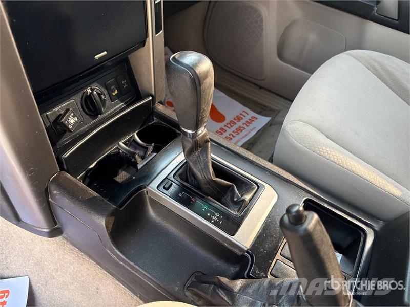 Toyota Prado TX 150L 4x4 SUV Voiture
