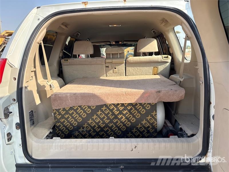 Toyota Prado TX 150L 4x4 SUV Voiture