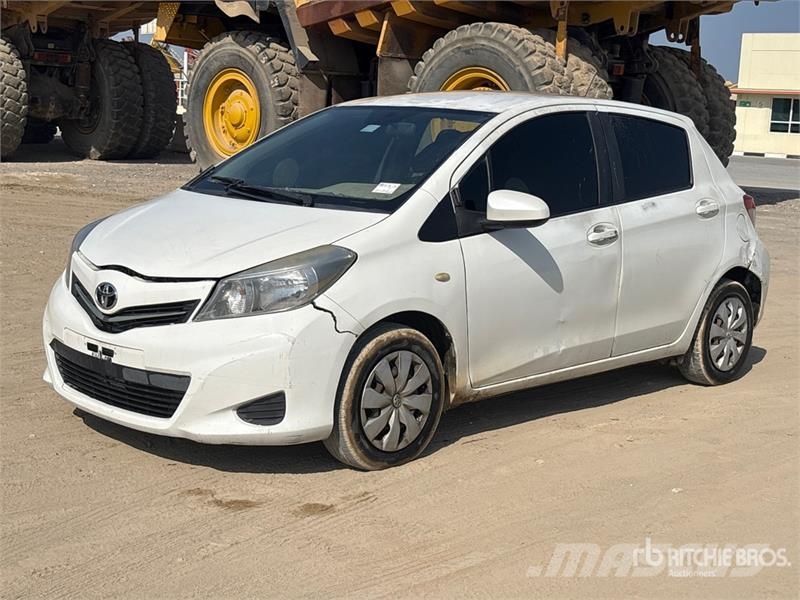 Toyota Yaris PKWs