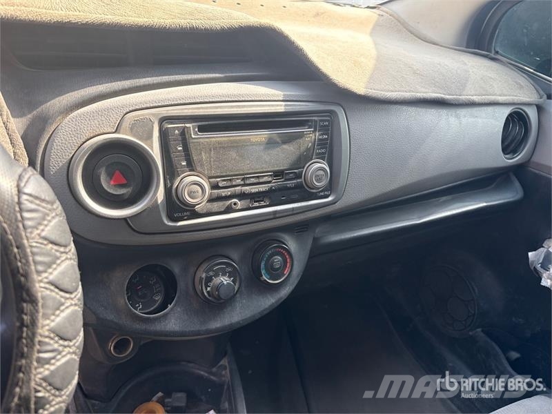 Toyota Yaris PKWs