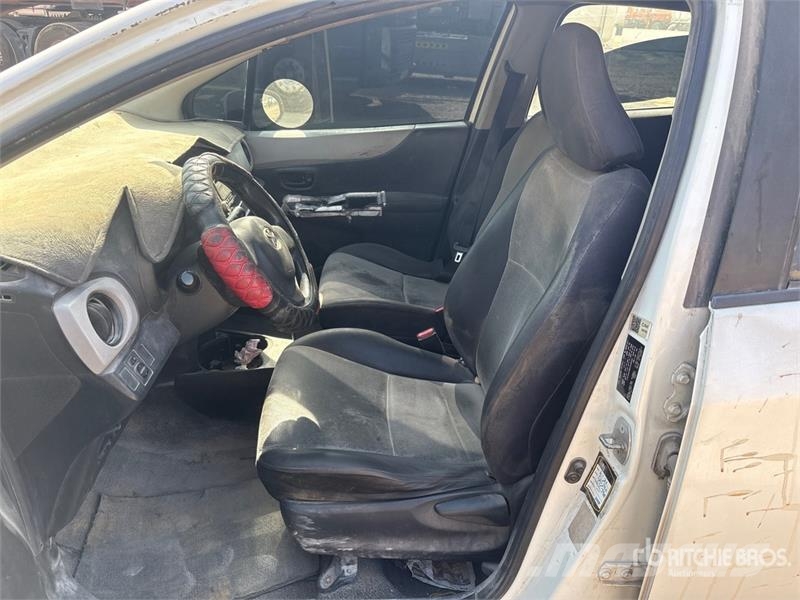 Toyota Yaris PKWs
