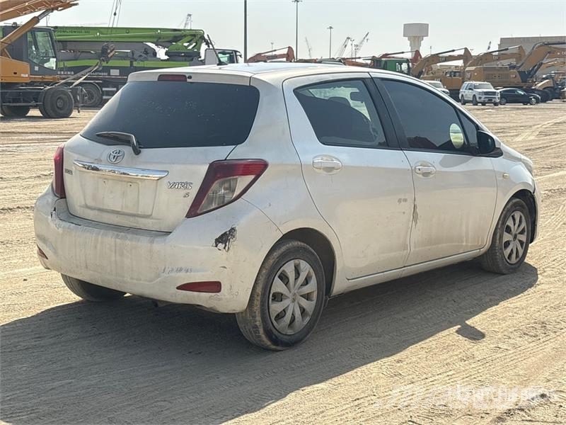 Toyota Yaris PKWs