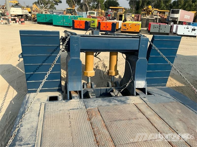 Transquip T/A Removable Gooseneck Lowboy Trailer Dieplader